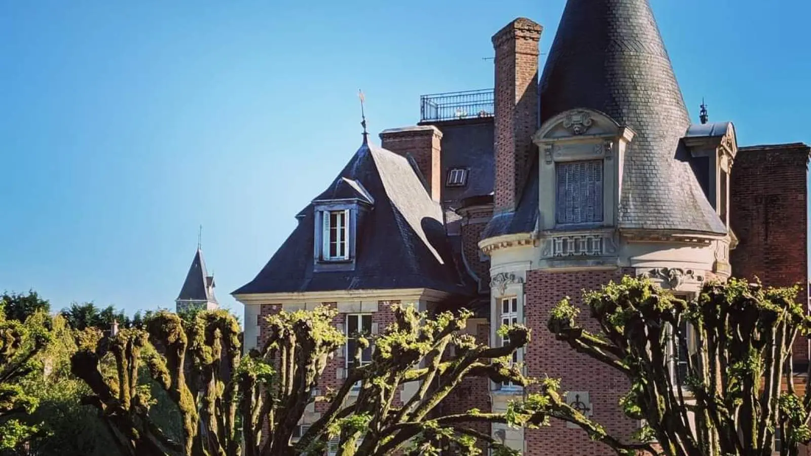Château de la Houssière à Aulnoy